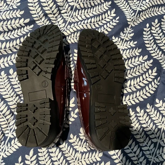 Old Navy Faux Leather Chunky Heel Loafers - Picture 3 of 6